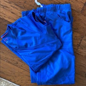 Women’s urbane scrubs